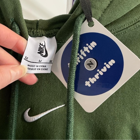 Vintage Nike hoodie - Picture 2 of 2